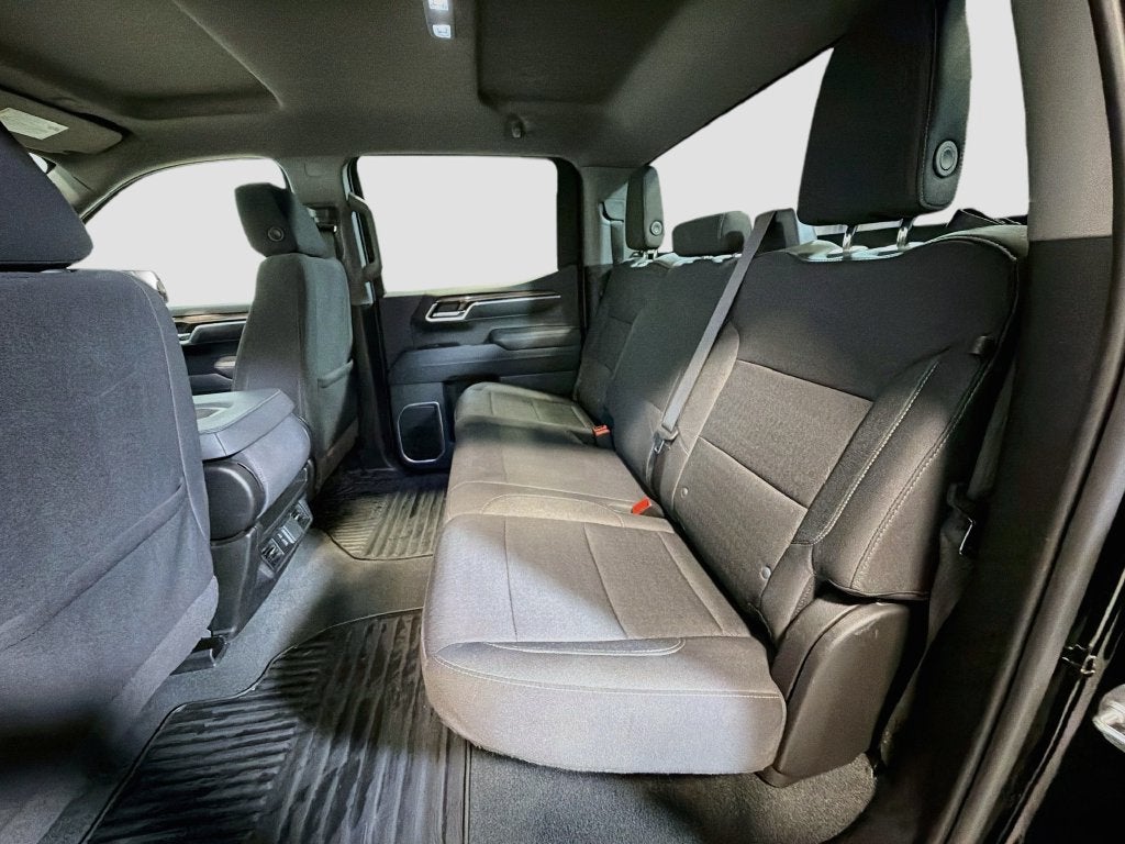 2025 Chevrolet Silverado 1500 LT (2FL)