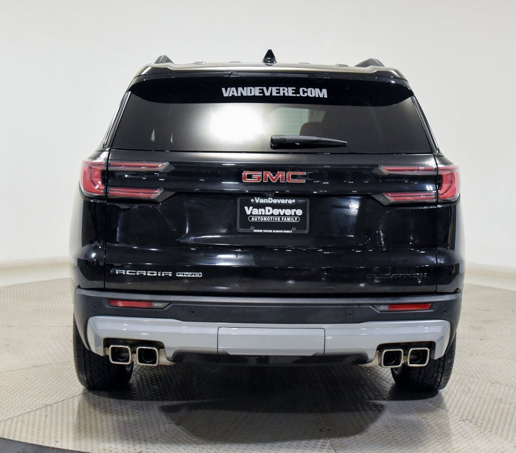 2025 GMC Acadia Elevation