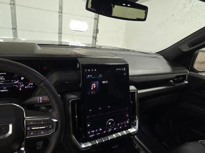 2025 GMC Yukon Elevation