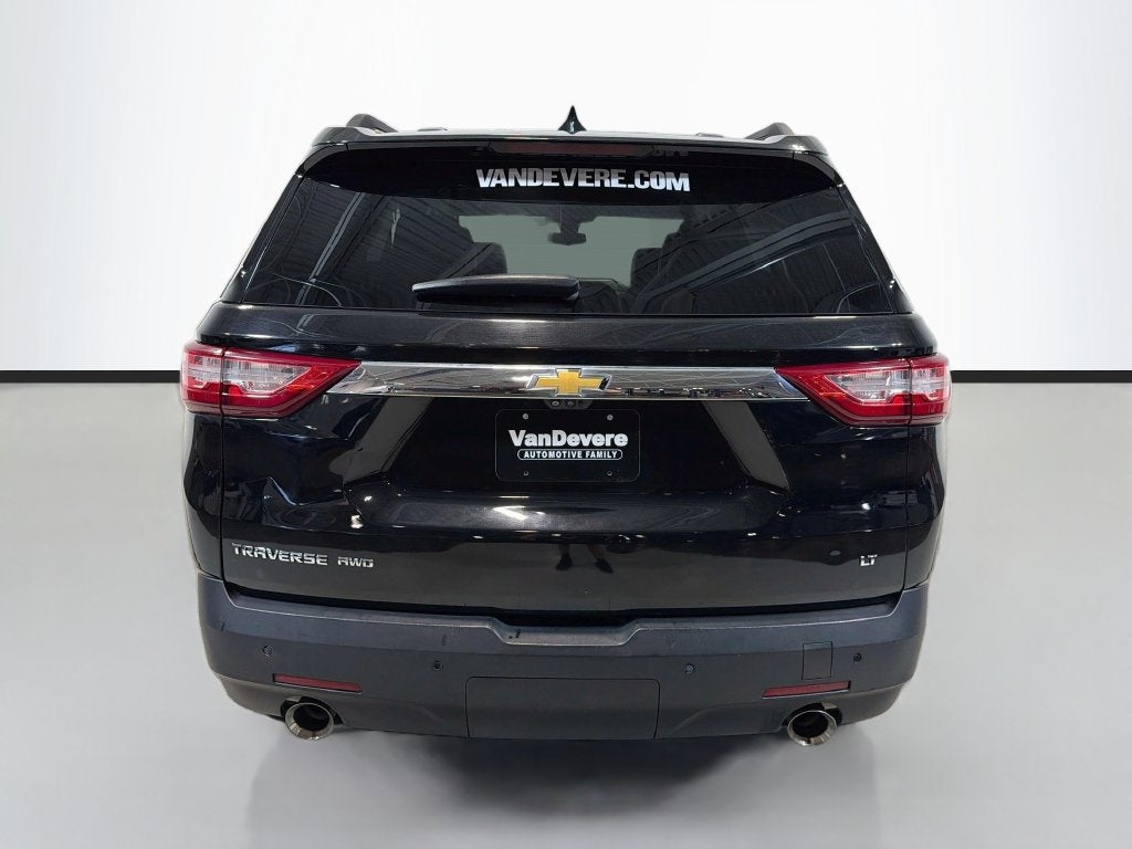 2021 Chevrolet Traverse LT Leather