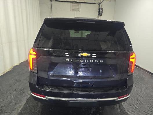 2025 Chevrolet Suburban LS
