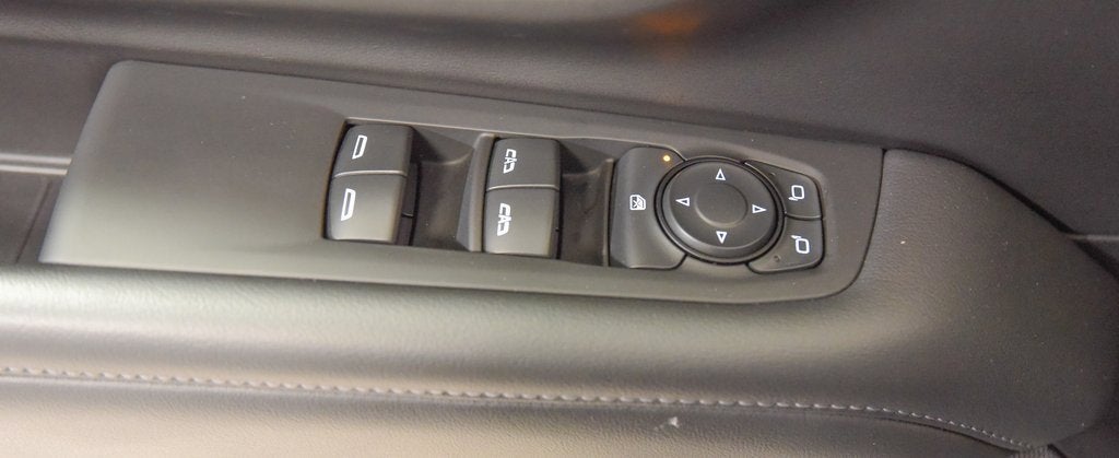 2023 Chevrolet Suburban LS