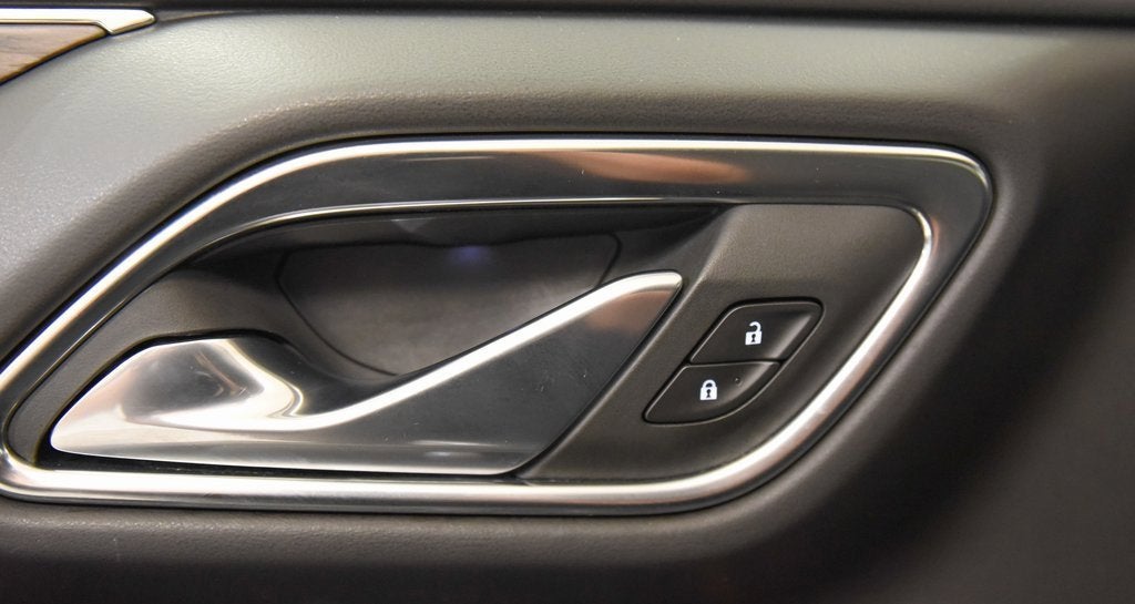 2023 Chevrolet Suburban LS