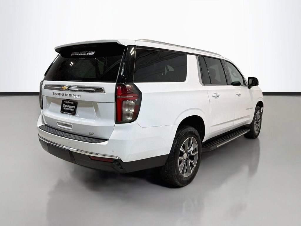 2022 Chevrolet Suburban LT