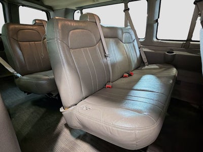 2013 Chevrolet Express Passenger 3500 LS