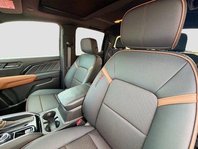 2025 GMC Canyon AT4