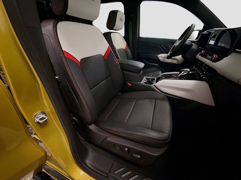 2024 GMC Canyon AT4X