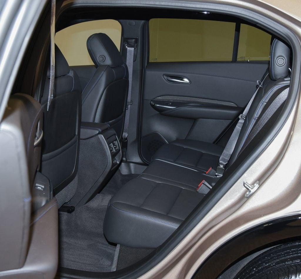 2024 Cadillac XT4 Sport