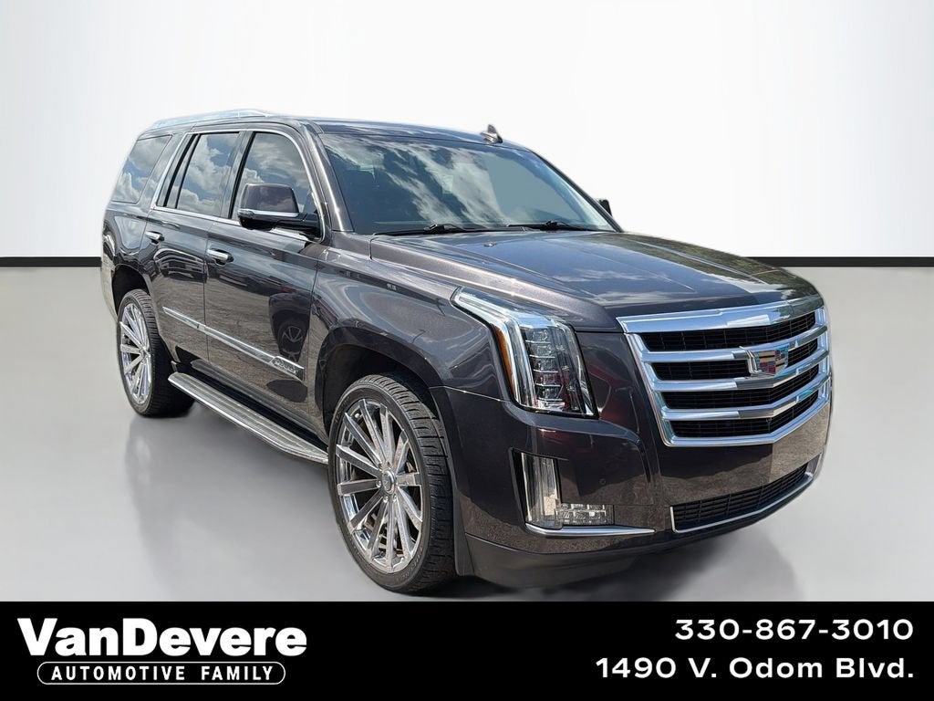 2016 Cadillac Escalade Luxury Collection