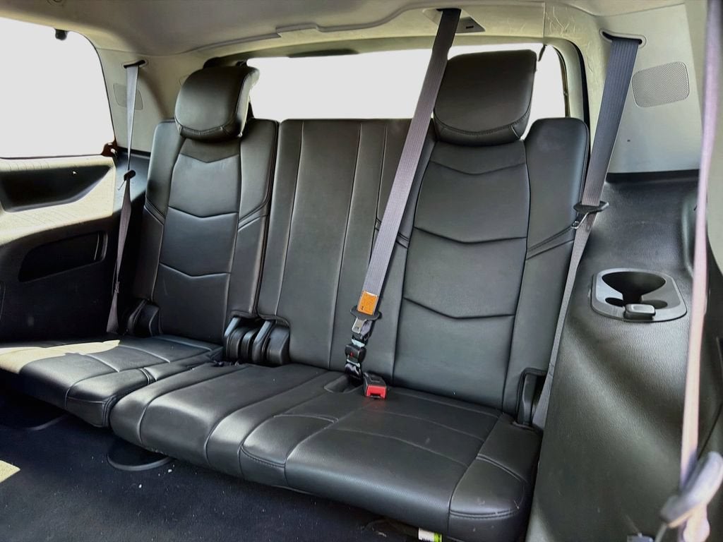 2016 Cadillac Escalade Luxury Collection