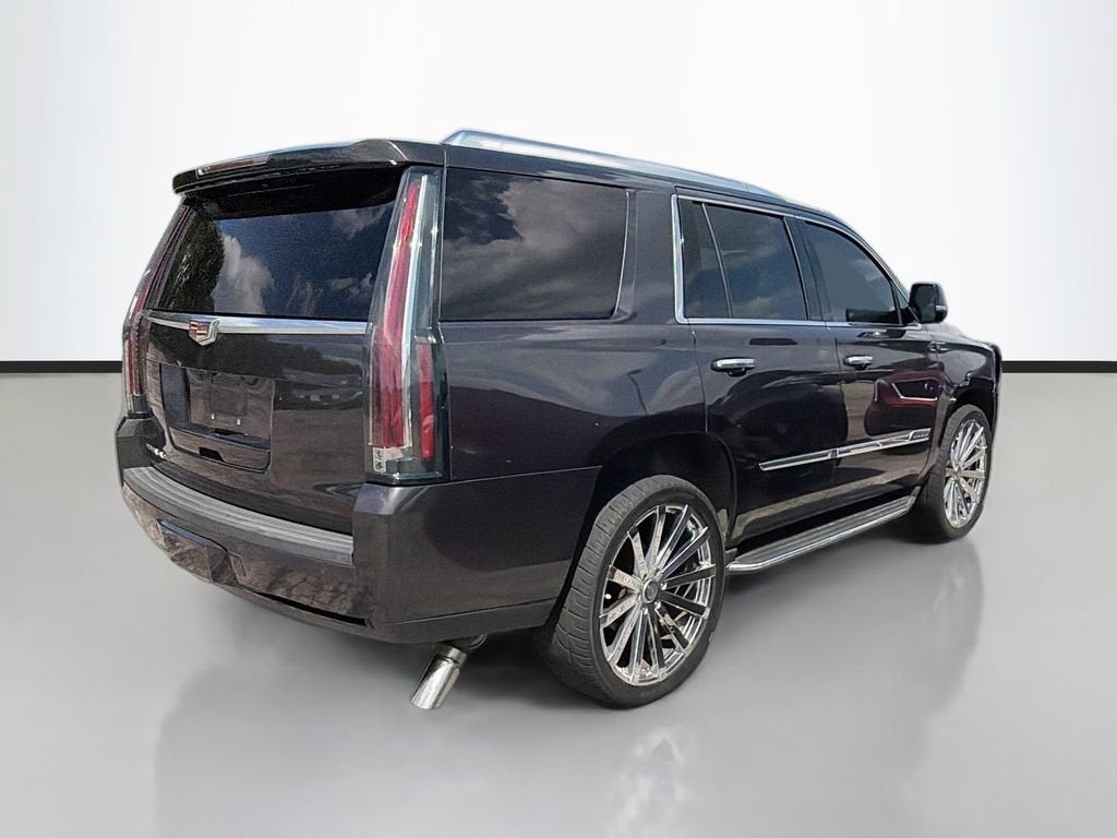 2016 Cadillac Escalade Luxury Collection