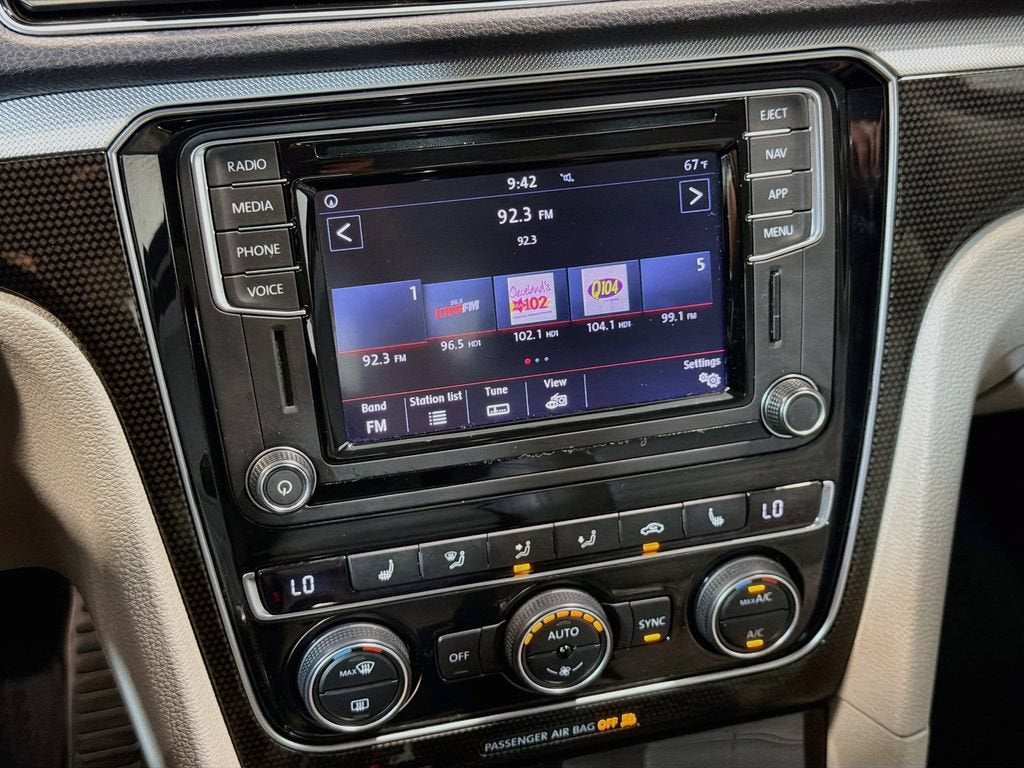 2019 Volkswagen Passat 2.0T SE R-Line