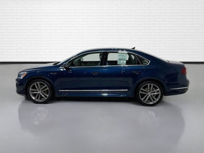 2019 Volkswagen Passat 2.0T SE R-Line