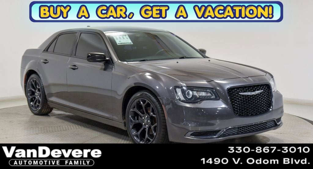2019 Chrysler 300 Touring