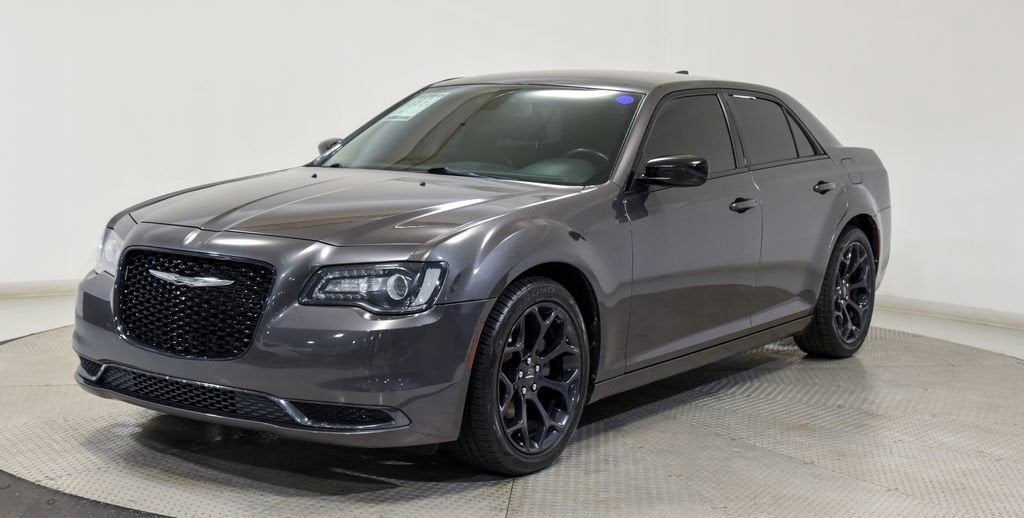 2019 Chrysler 300 Touring