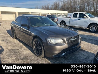 2019 Chrysler 300 Touring
