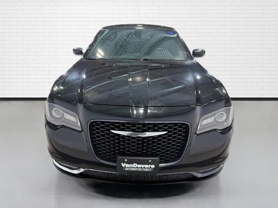 2018 Chrysler 300 300S