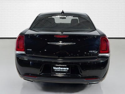 2018 Chrysler 300 300S