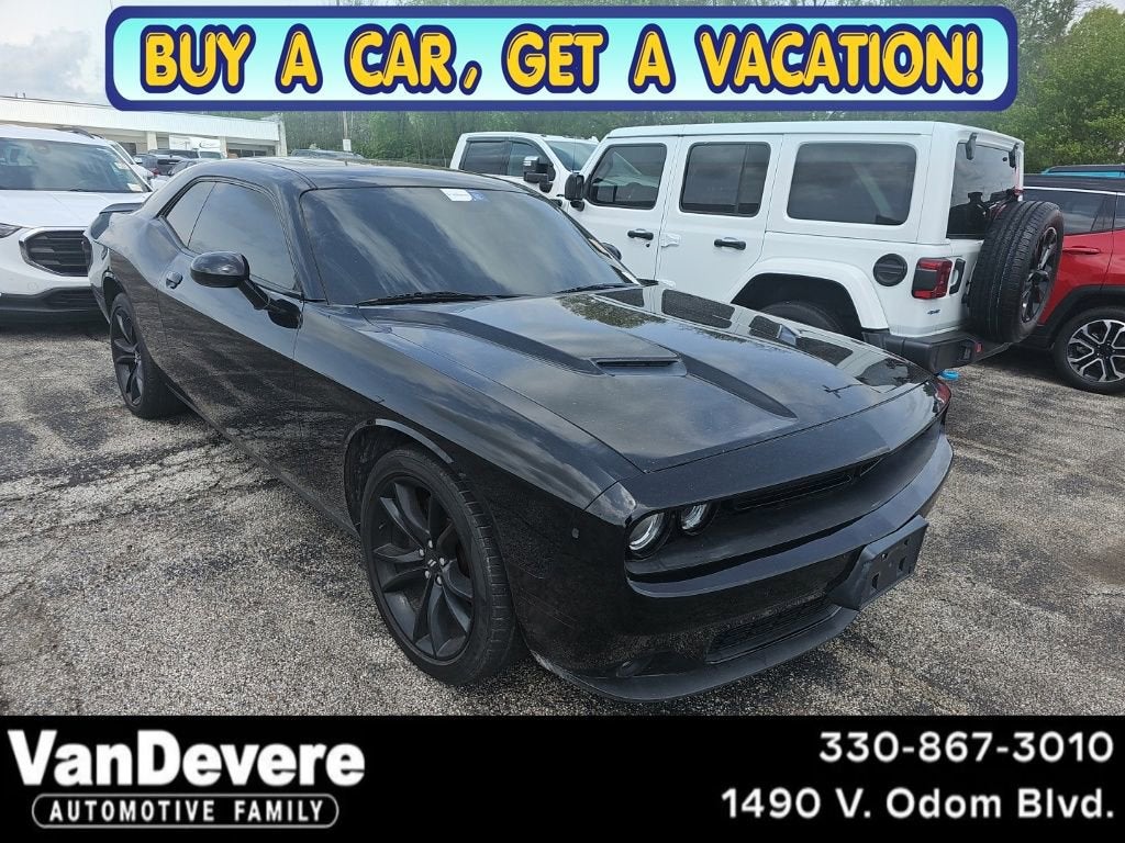 2018 Dodge Challenger SXT Plus