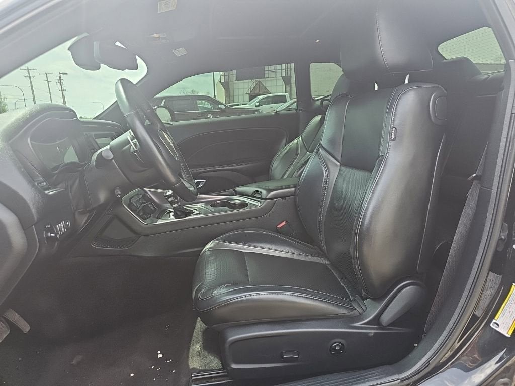 2018 Dodge Challenger SXT Plus