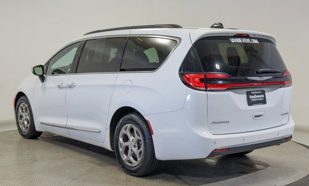 2023 Chrysler Pacifica Limited