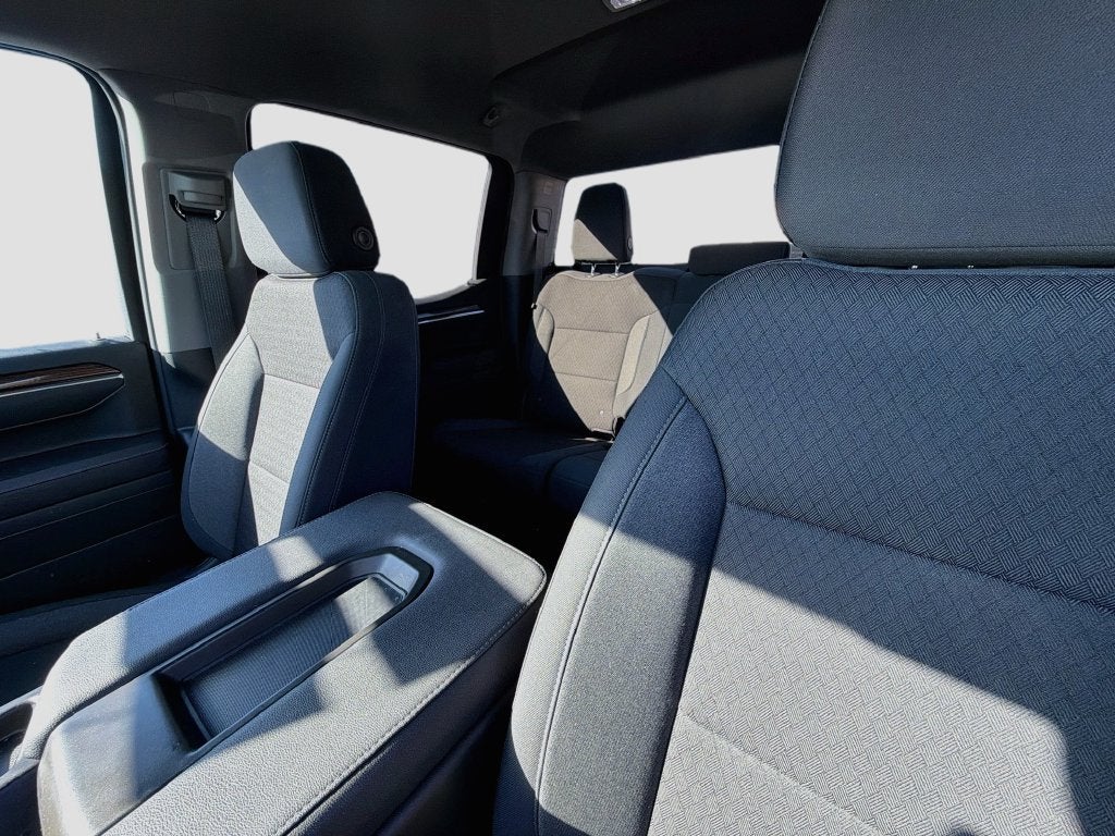 2025 Chevrolet Silverado 1500 LT (2FL)