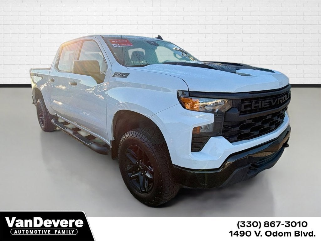 2023 Chevrolet Silverado 1500 Custom Trail Boss