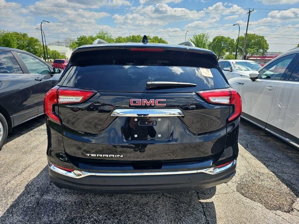 2022 GMC Terrain SLT