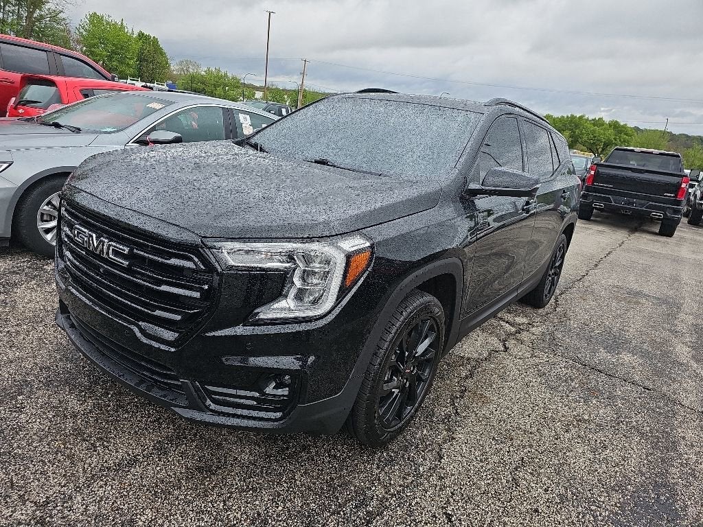 2023 GMC Terrain SLT