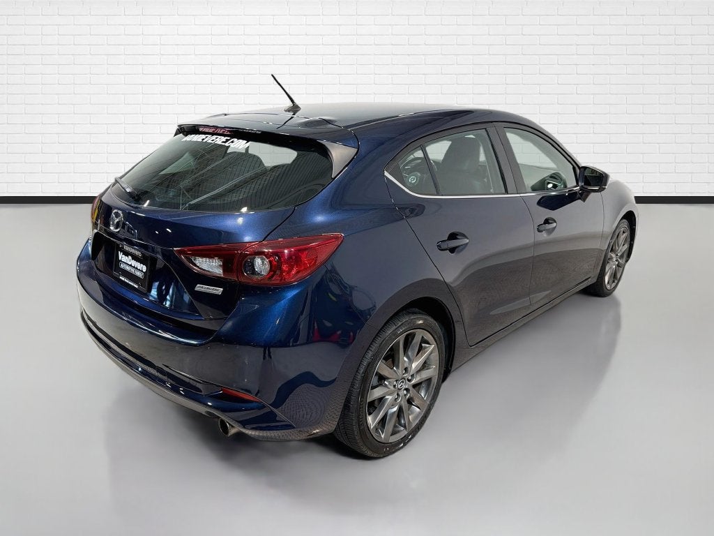 2018 Mazda Mazda3 5-Door Touring
