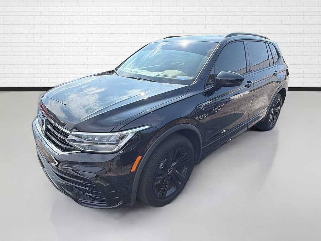 2024 Volkswagen Tiguan SE R-Line Black