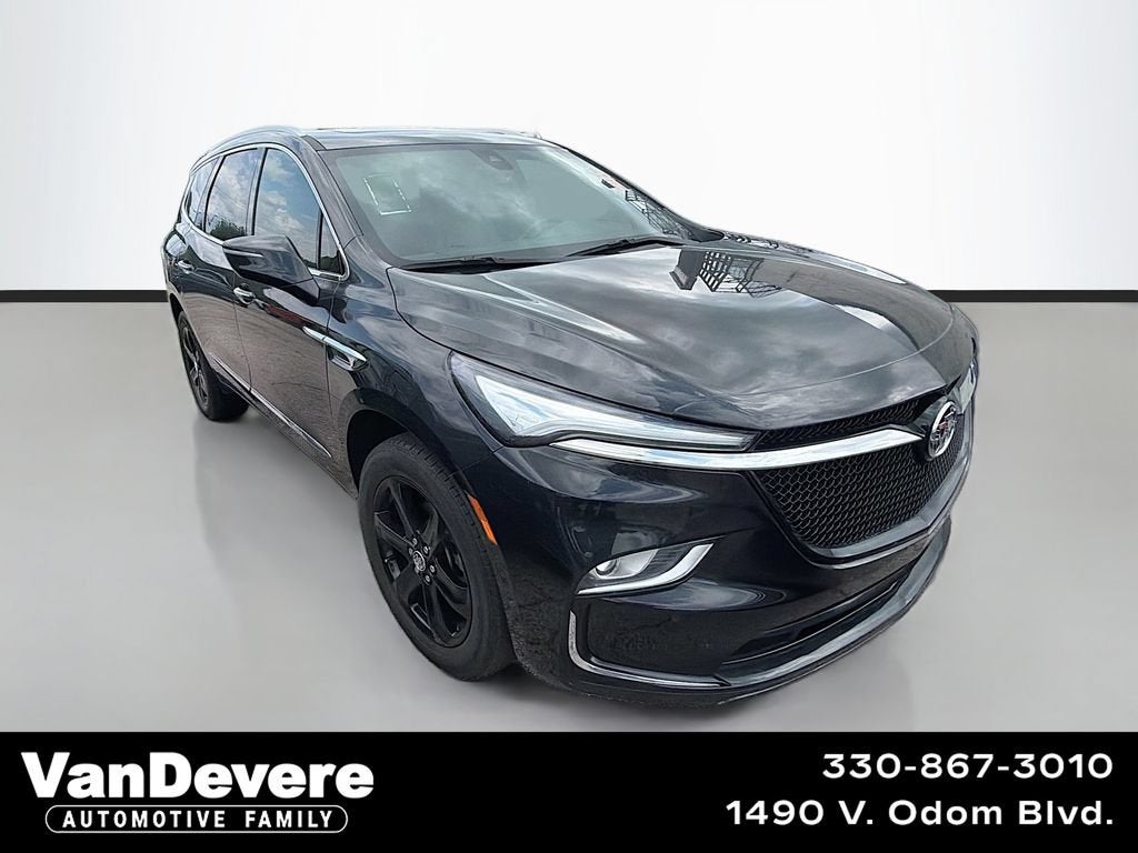 2023 Buick Enclave Essence