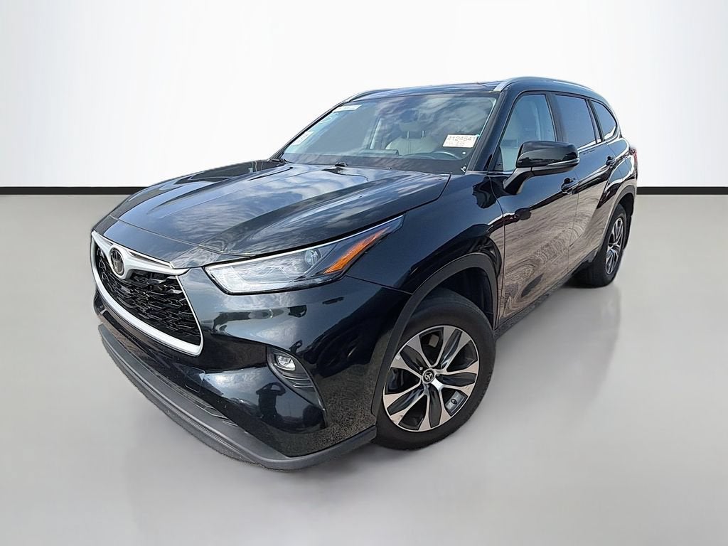 2023 Toyota Highlander L