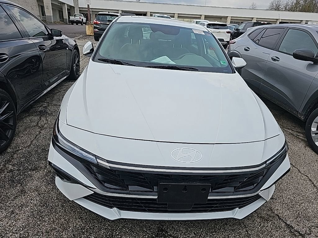 2025 Hyundai Elantra SEL Convenience