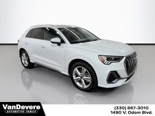 2022 Audi Q3 S line Premium Plus