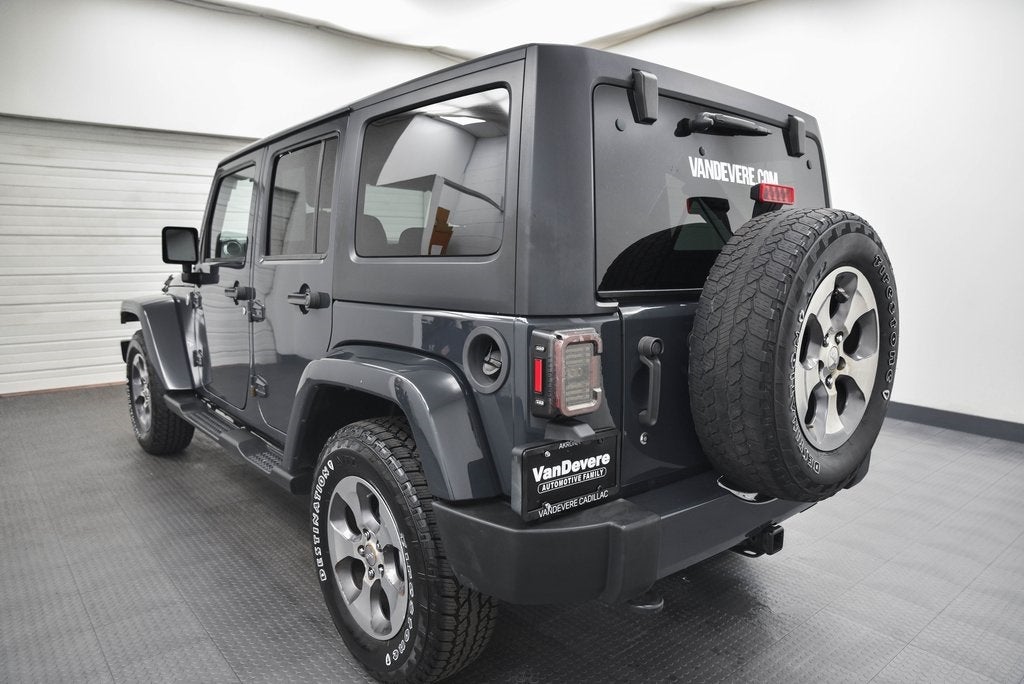 2016 Jeep Wrangler Unlimited Sahara