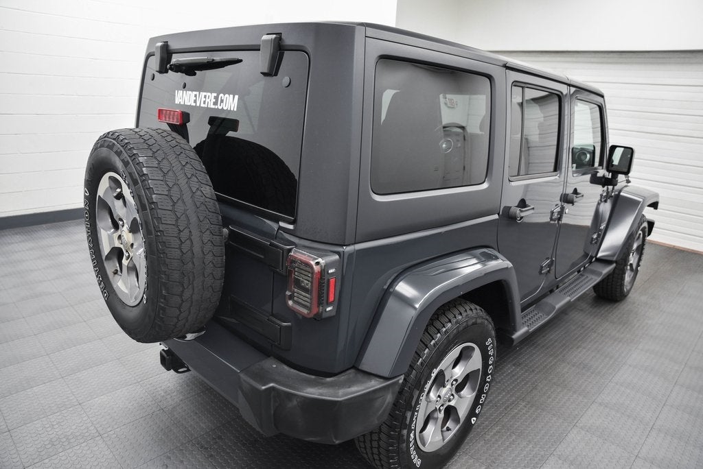 2016 Jeep Wrangler Unlimited Sahara