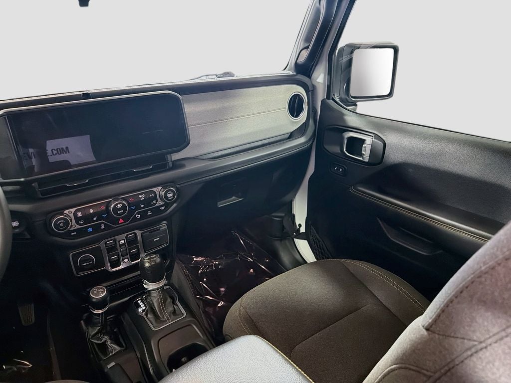 2024 Jeep Wrangler Sahara 4xe