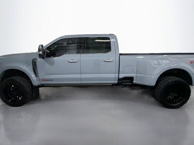 2025 Ford F-450SD Platinum DRW