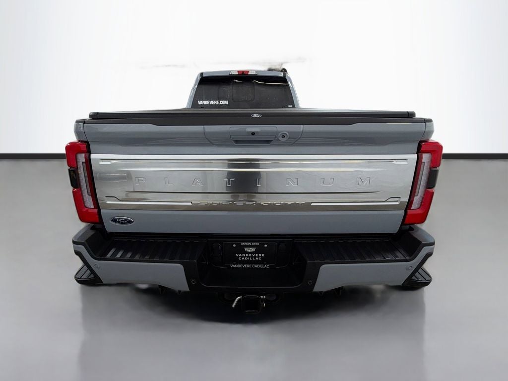 2025 Ford F-450SD Platinum DRW