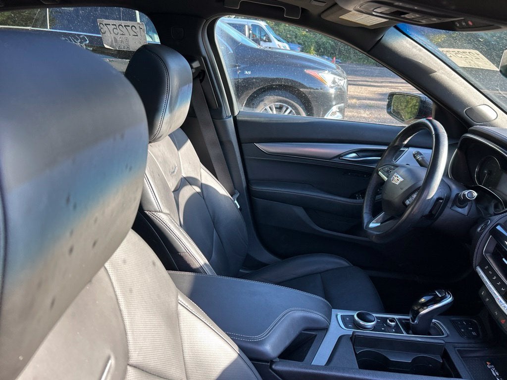 2022 Cadillac CT5 Premium Luxury