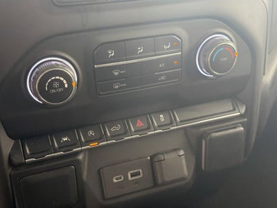 2022 Chevrolet Silverado 1500 Custom