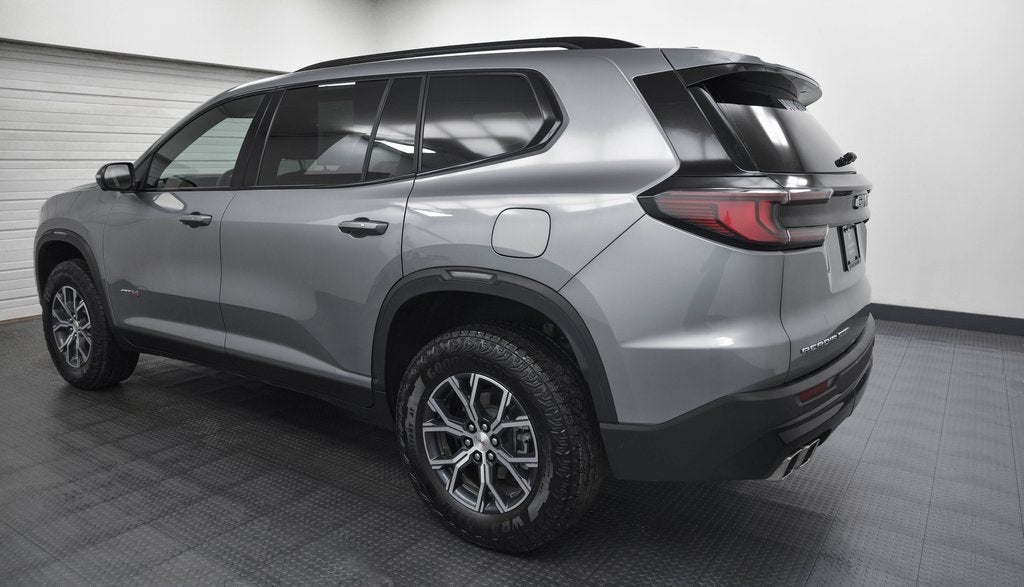 2025 GMC Acadia AT4