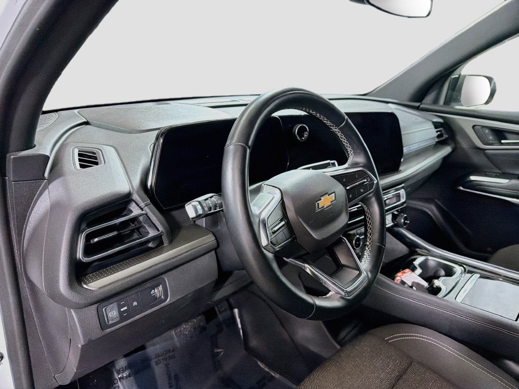 2024 Chevrolet Traverse LS