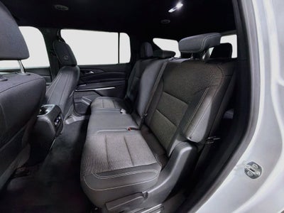 2024 Chevrolet Traverse LS