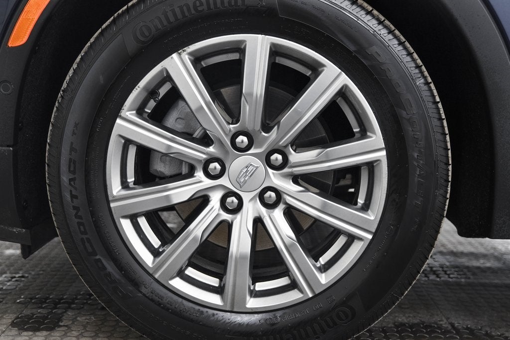 2022 Cadillac XT4 Premium Luxury