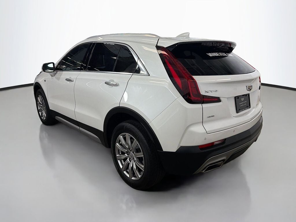 2023 Cadillac XT4 Premium Luxury
