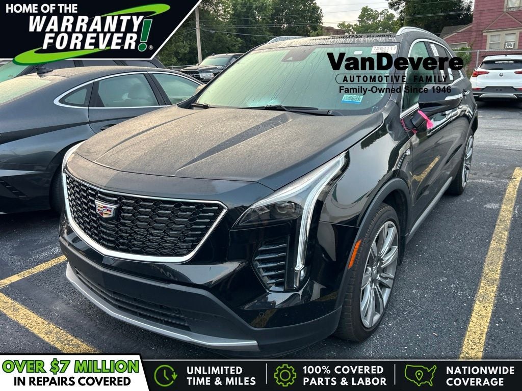 2023 Cadillac XT4 Premium Luxury