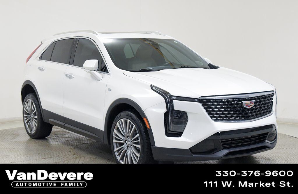 2024 Cadillac XT4 Premium Luxury