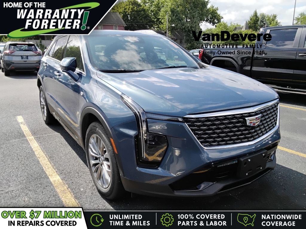 2024 Cadillac XT4 Premium Luxury